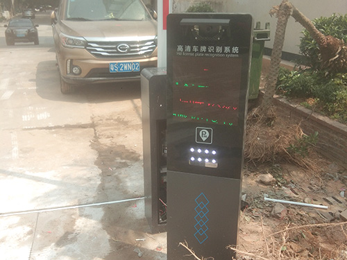 车牌识别直杆道闸
