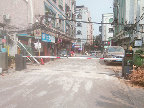 直杆道闸车牌识别系统 