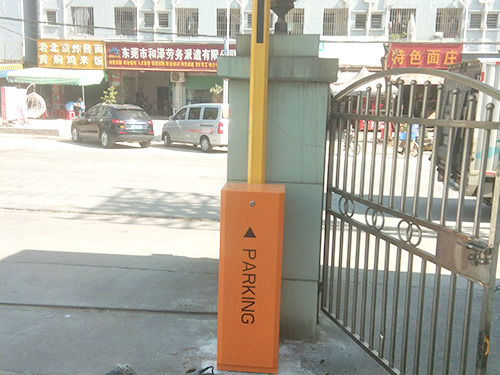 直杆道闸展示